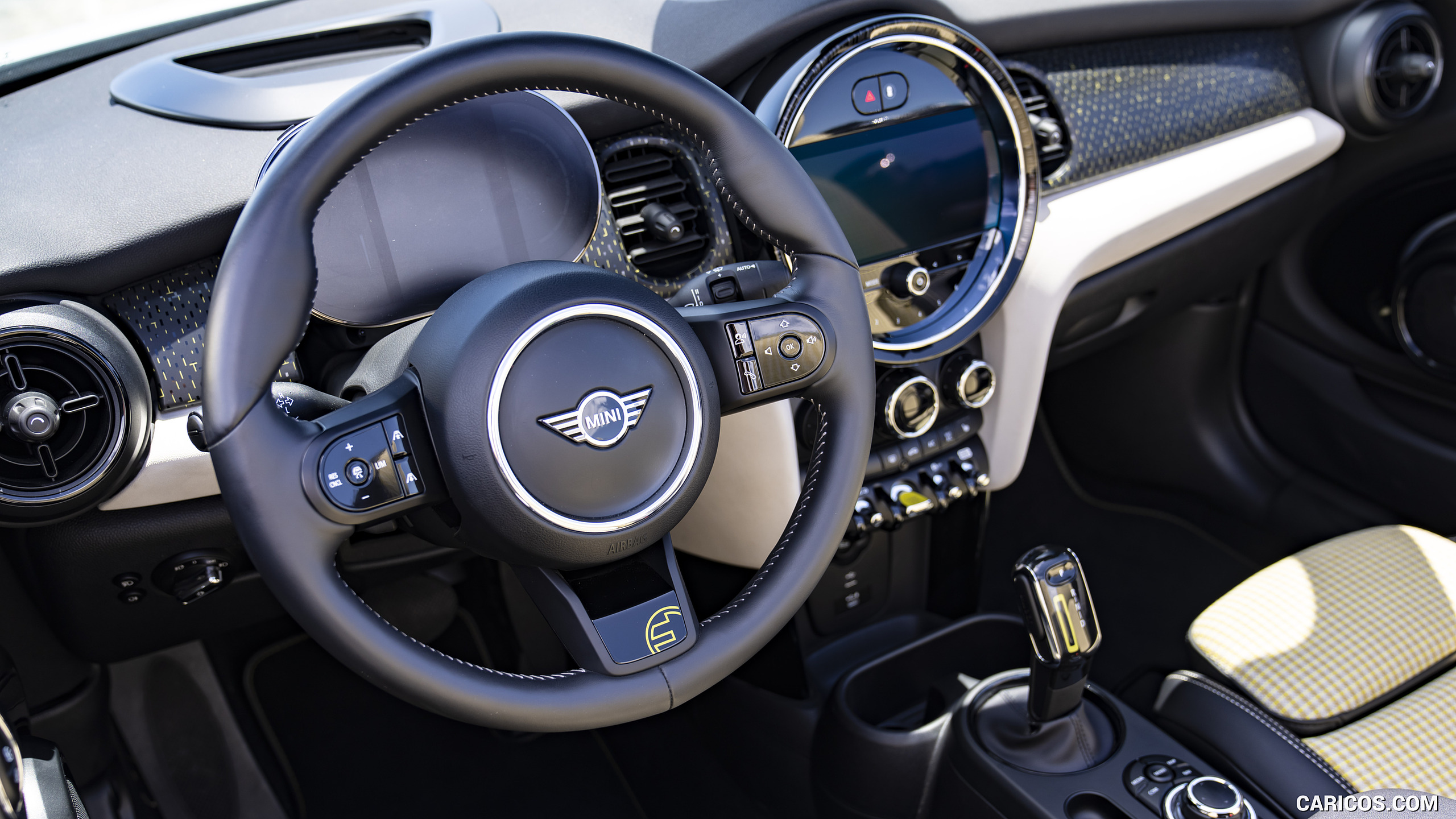 2022 MINI Cooper SE Convertible Concept - Interior, Steering Wheel, #92 of 243
