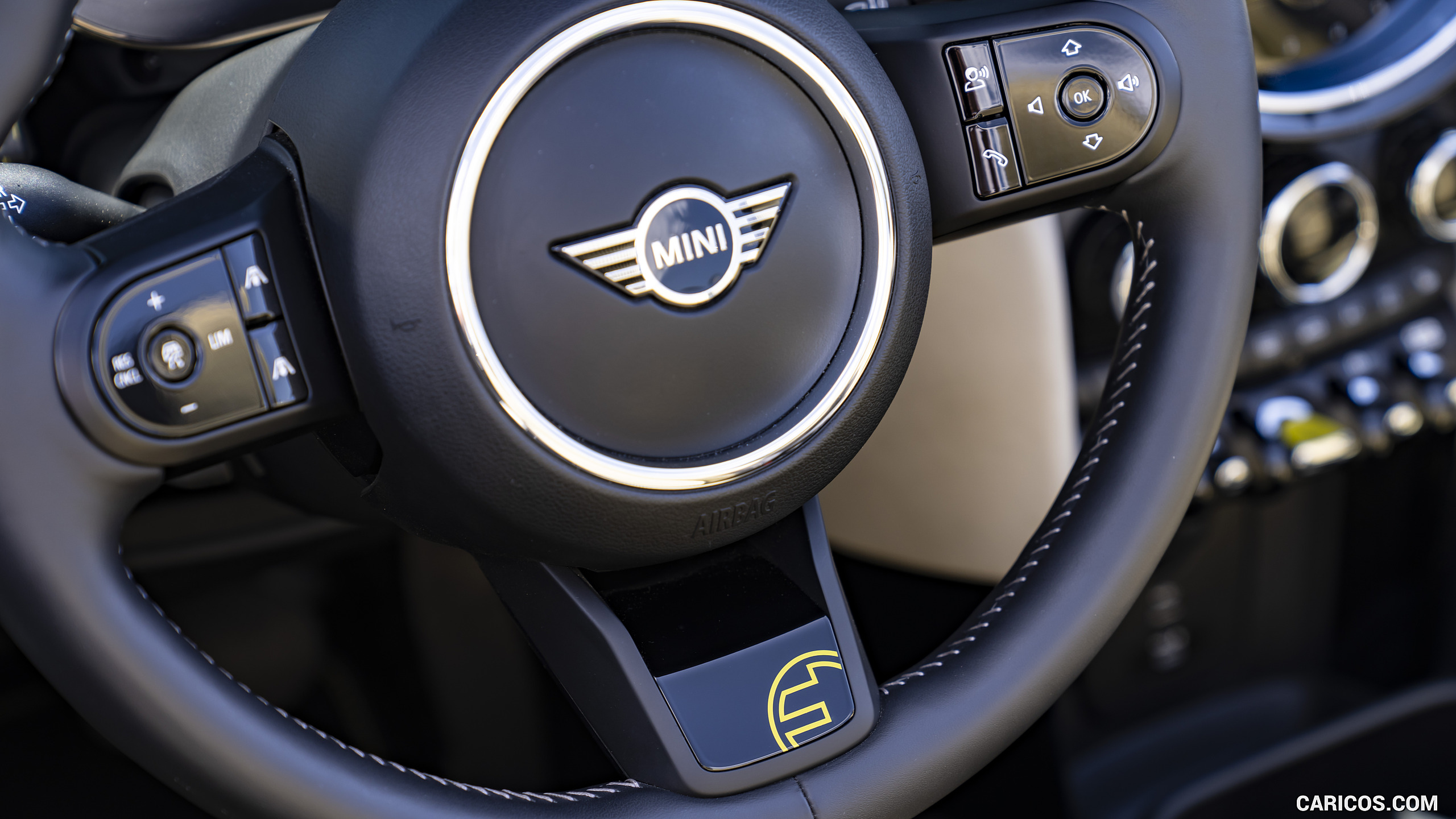 2022 MINI Cooper SE Convertible Concept - Interior, Steering Wheel, #93 of 243