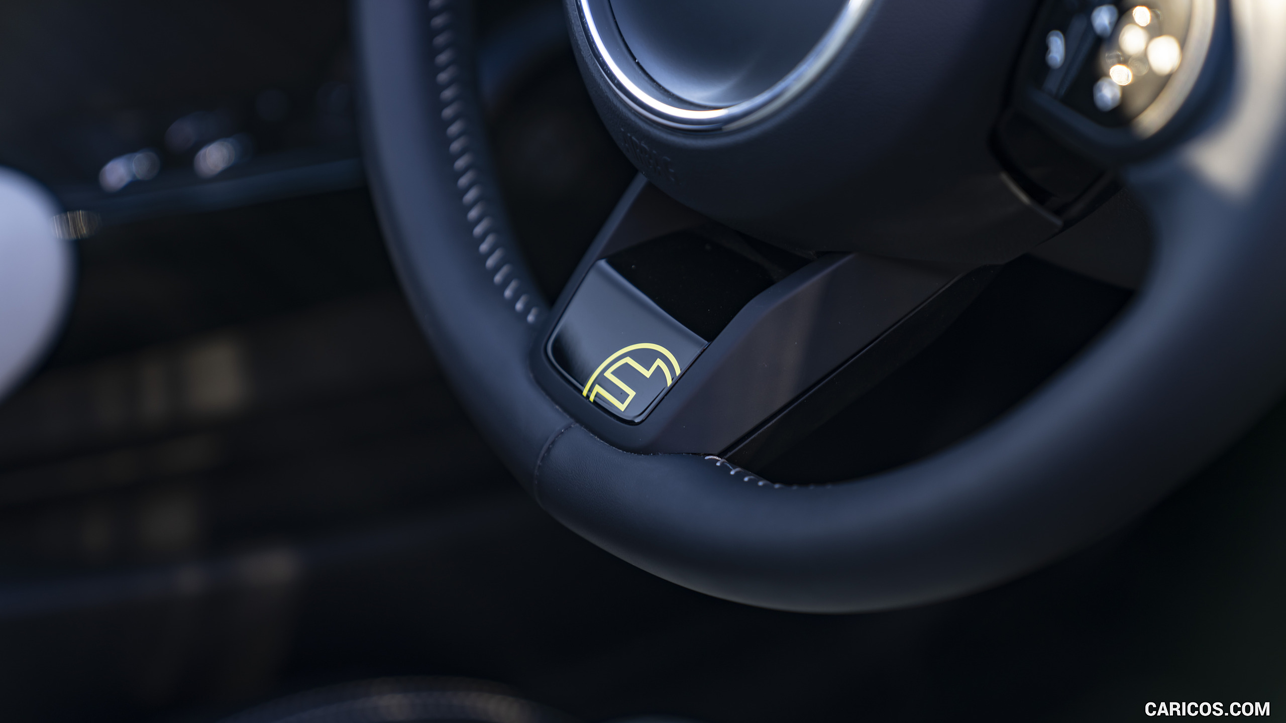 2022 MINI Cooper SE Convertible Concept - Interior, Steering Wheel, #233 of 243
