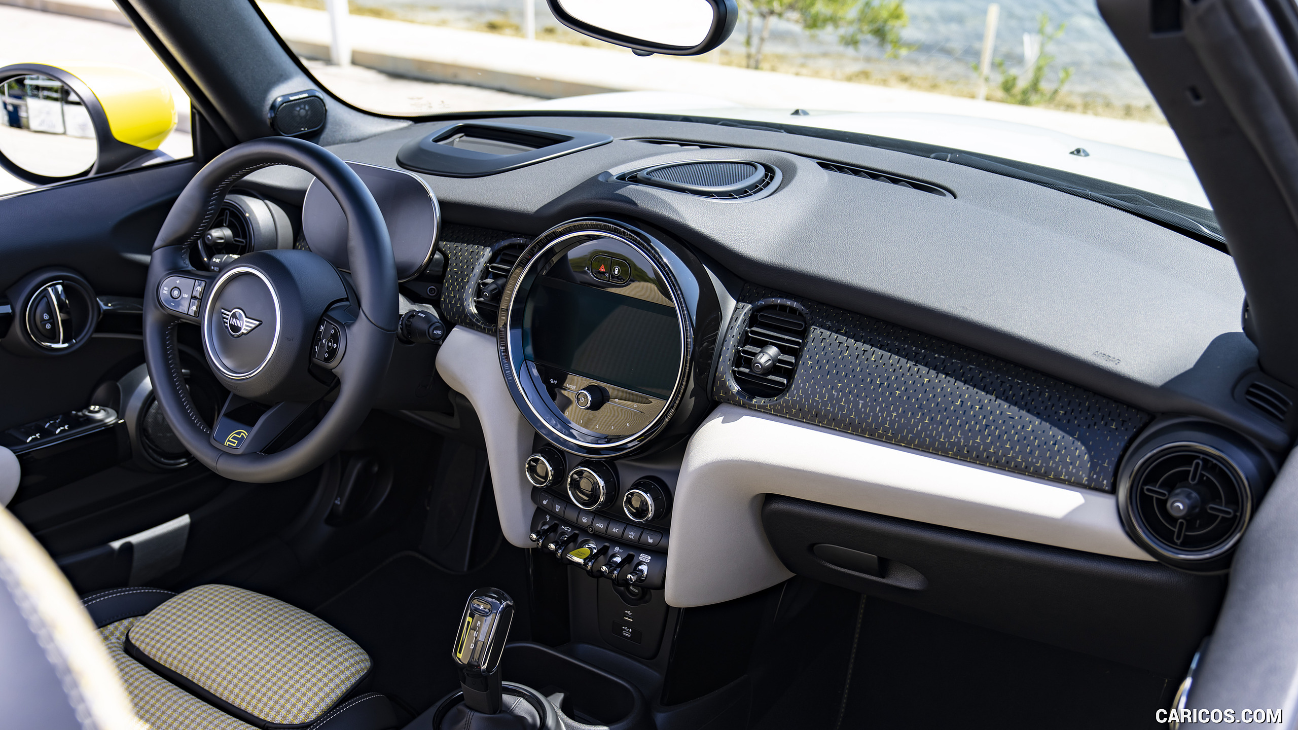 2022 MINI Cooper SE Convertible Concept - Interior, #89 of 243