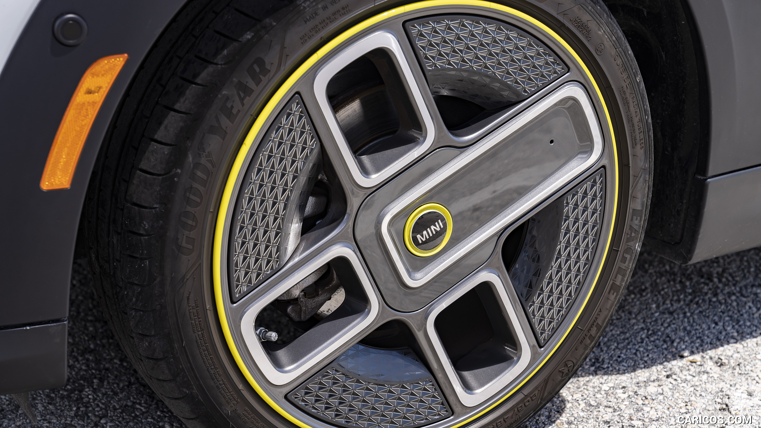 2022 MINI Cooper SE Convertible Concept - Wheel, #74 of 243