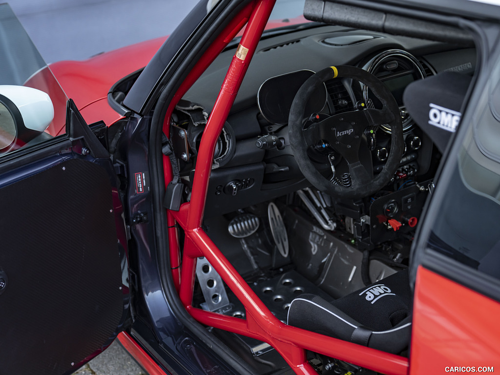 2022 MINI John Cooper Works 24h Nürburgring - Interior