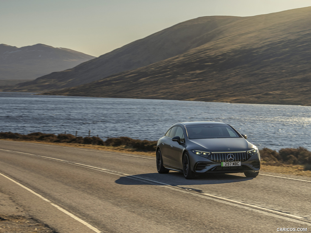 2022 Mercedes-AMG EQS 53 (UK-Spec) - Front