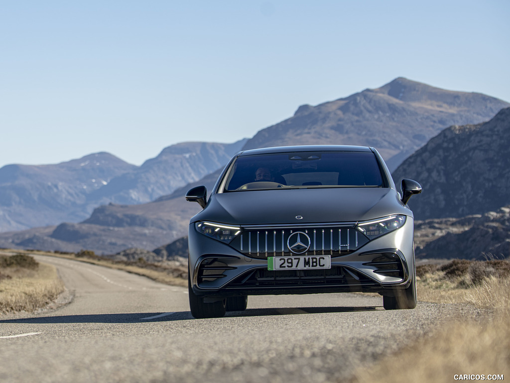 2022 Mercedes-AMG EQS 53 (UK-Spec) - Front