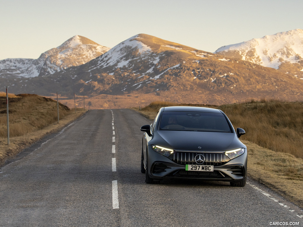 2022 Mercedes-AMG EQS 53 (UK-Spec) - Front