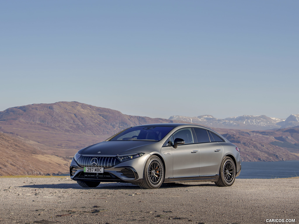 2022 Mercedes-AMG EQS 53 (UK-Spec) - Front Three-Quarter