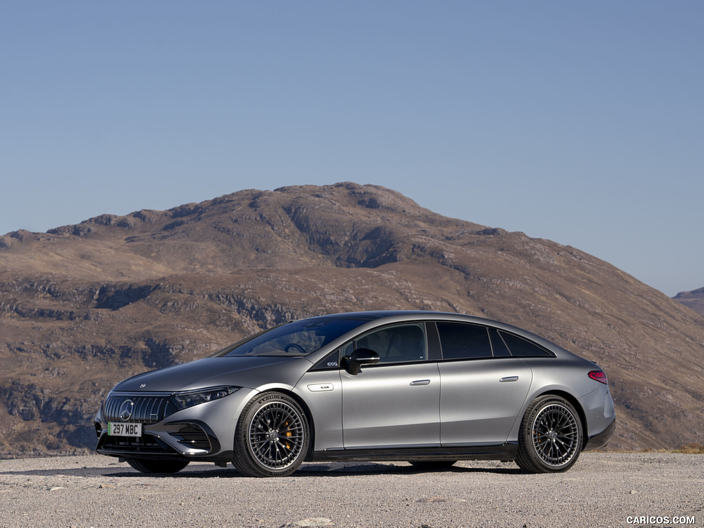 2022 Mercedes-AMG EQS 53 (UK-Spec) - Front Three-Quarter