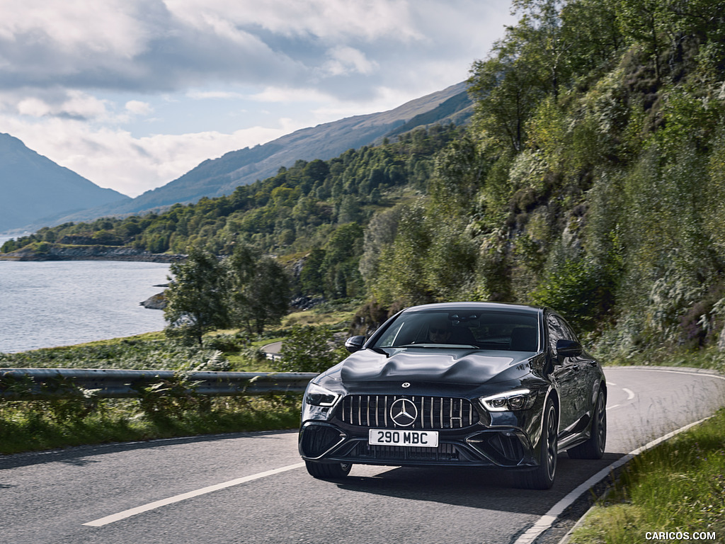 2022 Mercedes-AMG GT 63 S E Performance (UK-Spec) - Front