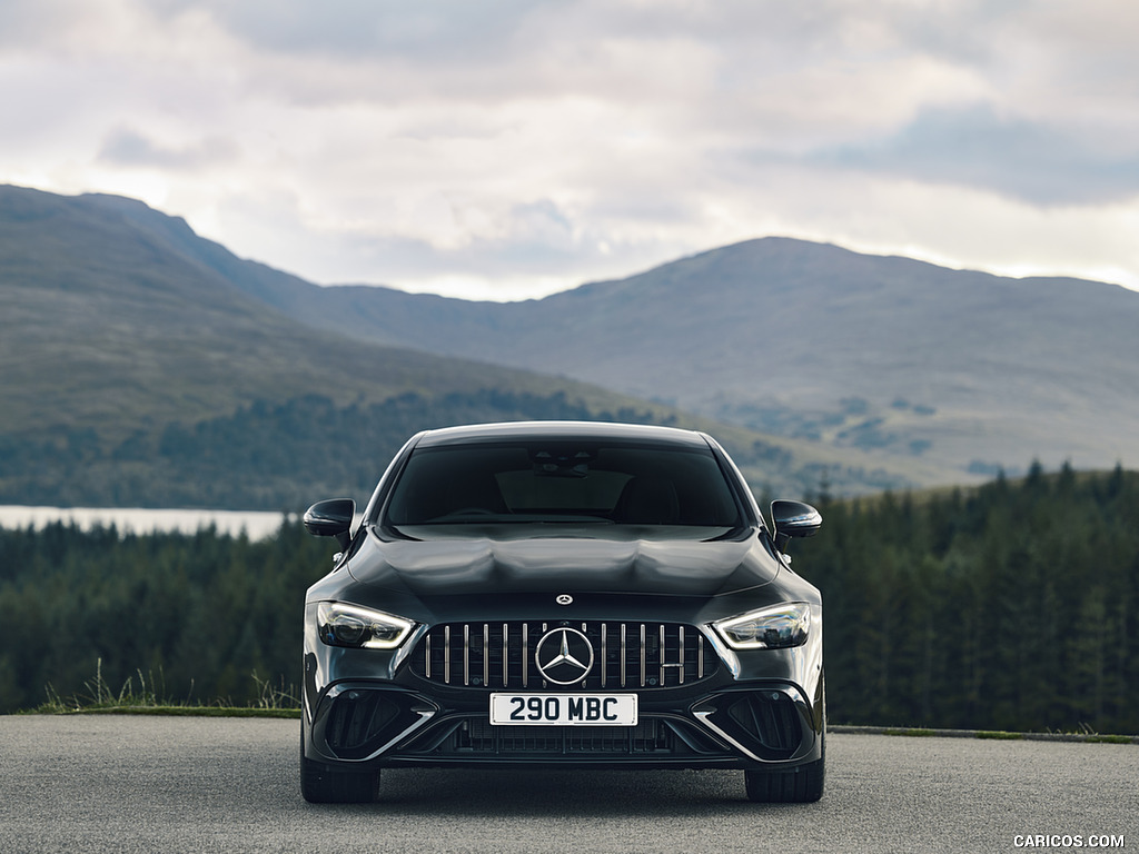 2022 Mercedes-AMG GT 63 S E Performance (UK-Spec) - Front