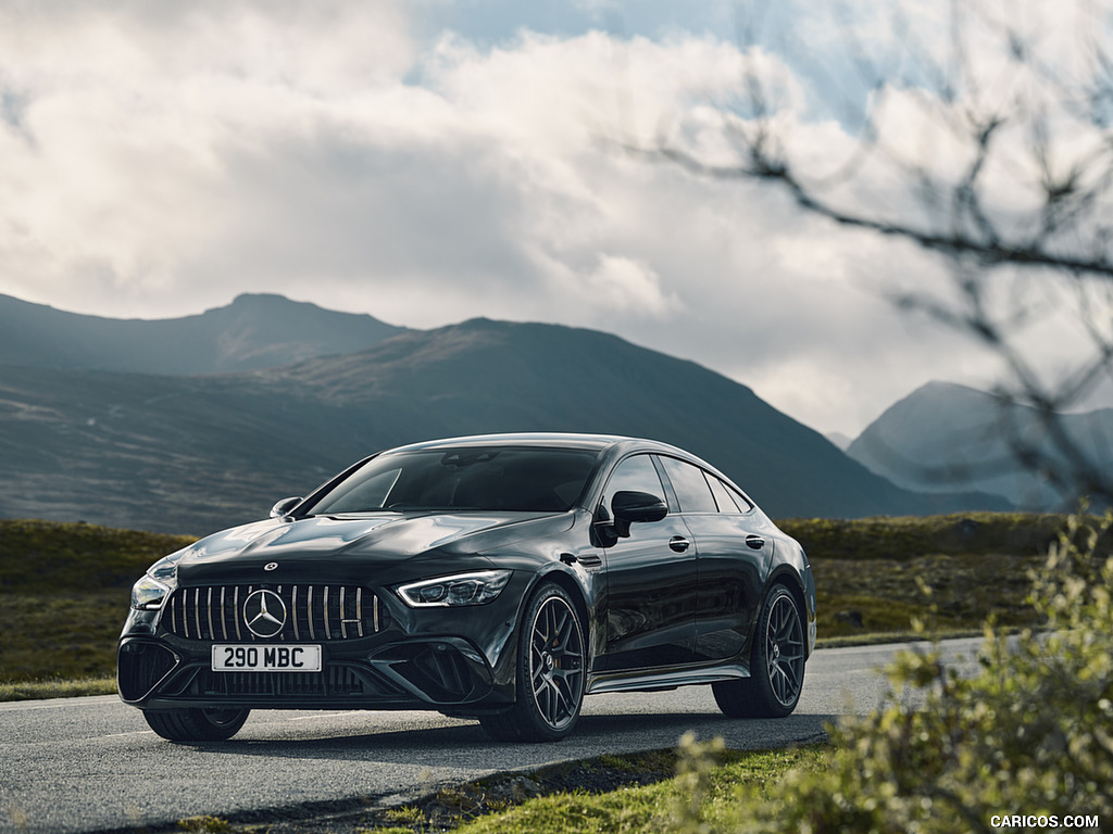 2022 Mercedes-AMG GT 63 S E Performance (UK-Spec) - Front Three-Quarter