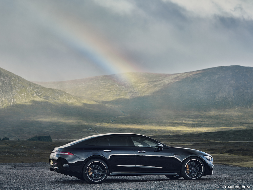 2022 Mercedes-AMG GT 63 S E Performance (UK-Spec) - Side