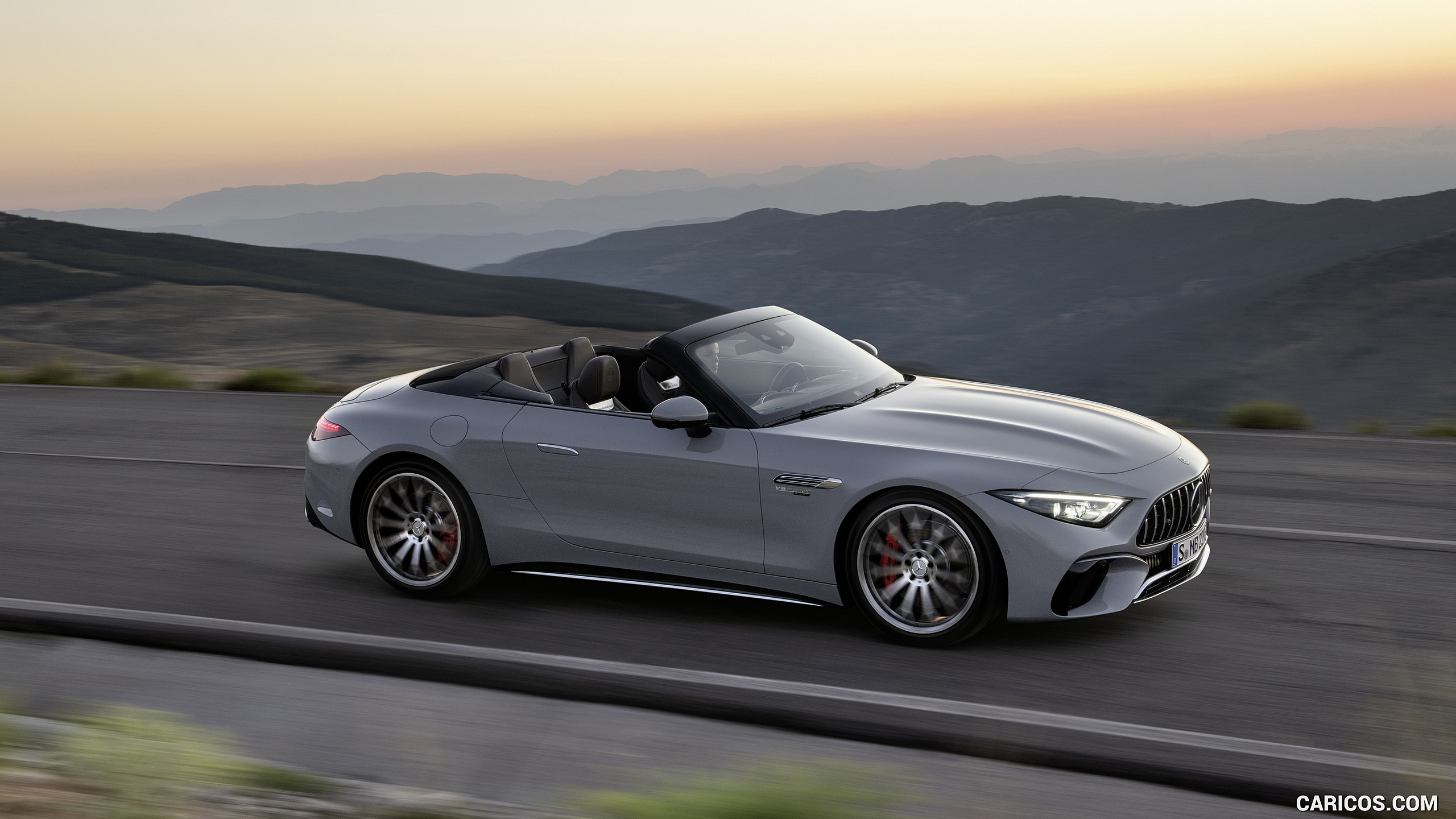 2022 Mercedes-AMG SL 55 4MATIC+ (Color: Alpine Grey Uni) - Side | Caricos