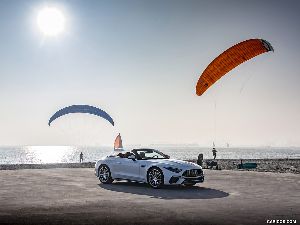 2022 Mercedes-AMG SL 55 4MATIC+ (Color: Opalith White Bright)