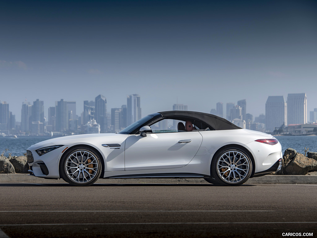 2022 Mercedes-AMG SL 55 4MATIC+ (Color: Opalith White Bright)