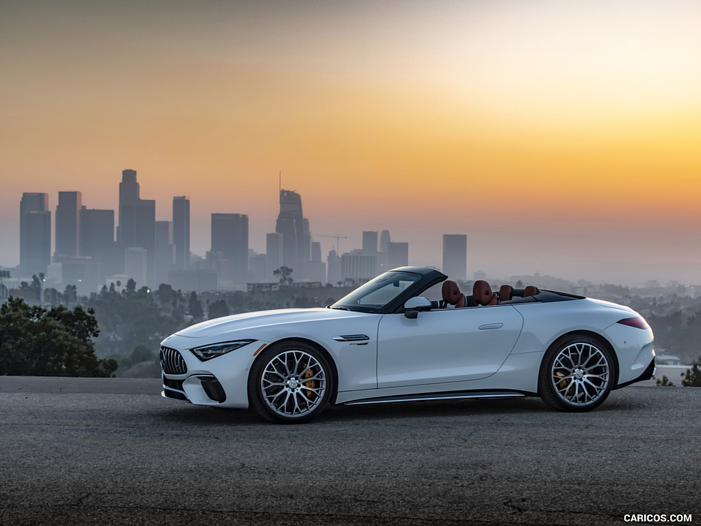 2022 Mercedes-AMG SL 55 4MATIC+ (Color: Opalith White Bright)