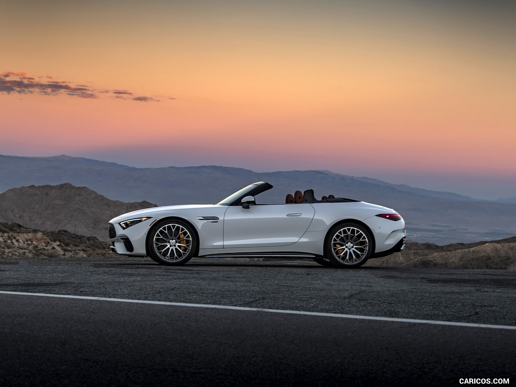 2022 Mercedes-AMG SL 55 4MATIC+ (Color: Opalith White Bright)