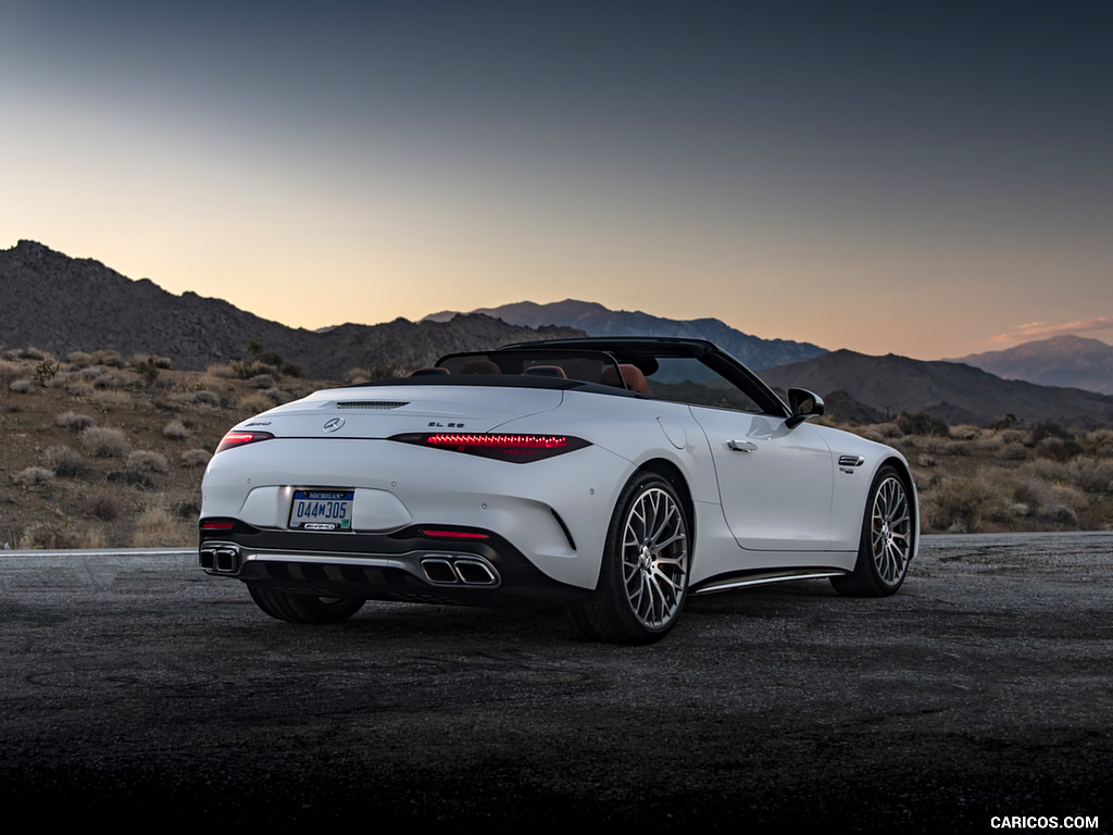 2022 Mercedes-AMG SL 55 4MATIC+ (Color: Opalith White Bright)