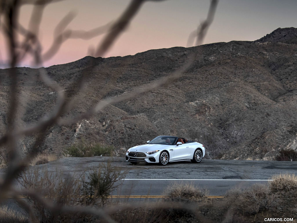 2022 Mercedes-AMG SL 55 4MATIC+ (Color: Opalith White Bright)