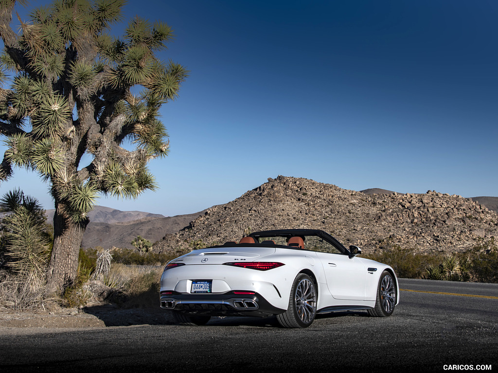 2022 Mercedes-AMG SL 55 4MATIC+ (Color: Opalith White Bright)