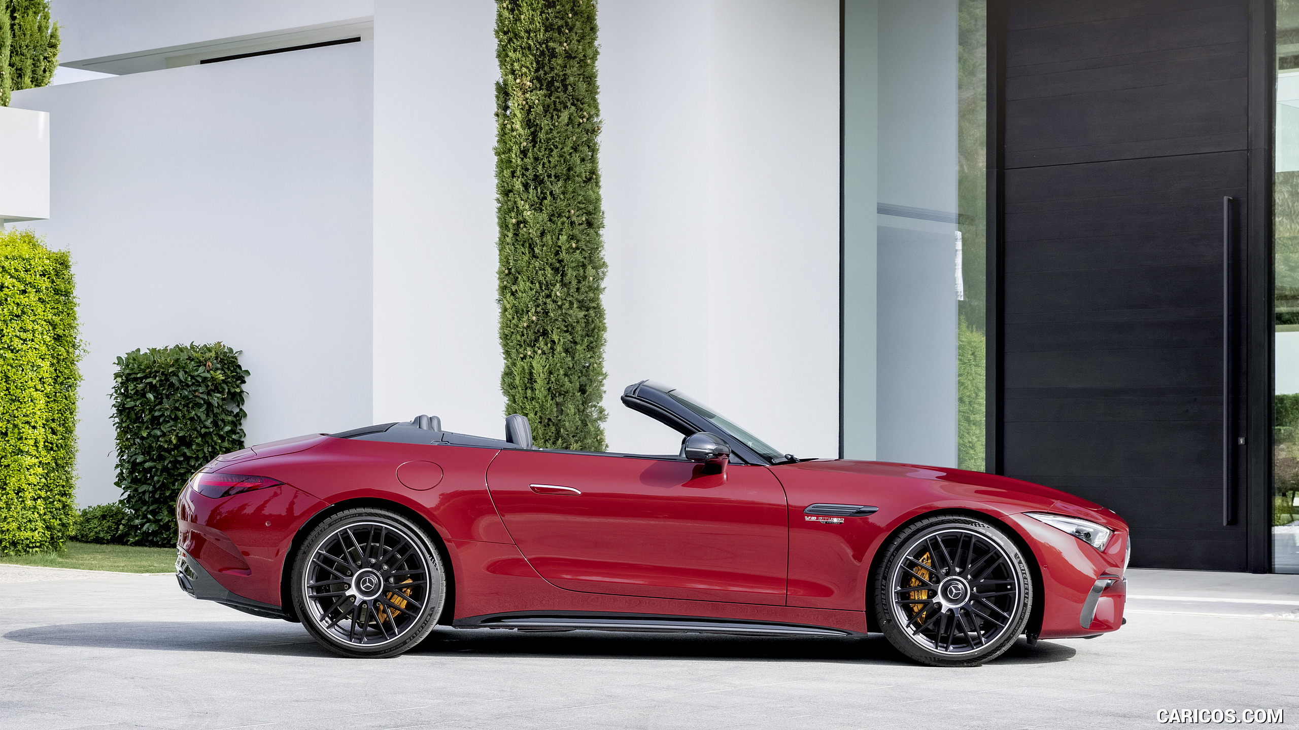 2022 Mercedes-AMG SL 63 4MATIC+ (Color: Patagonia Red Metallic) - Side, #14 of 235