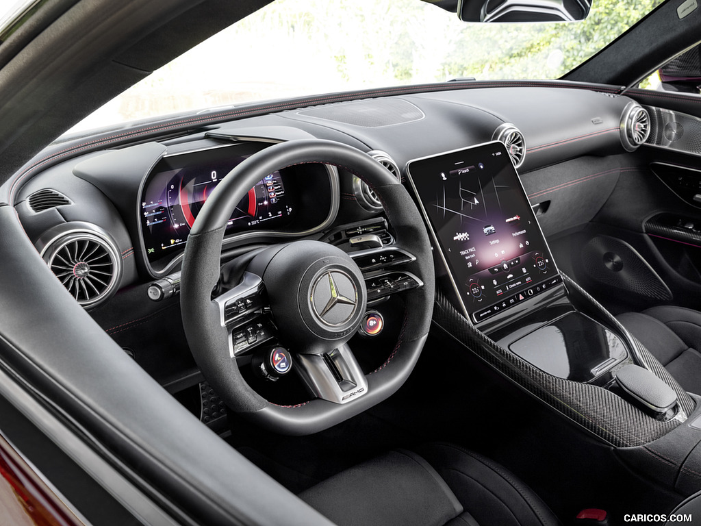 2022 Mercedes-AMG SL 63 4MATIC+ - Interior