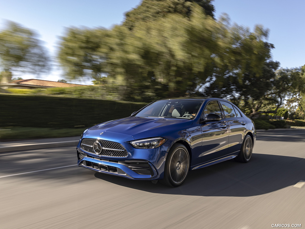 2022 Mercedes-Benz C-Class (US-Spec) - Front Three-Quarter