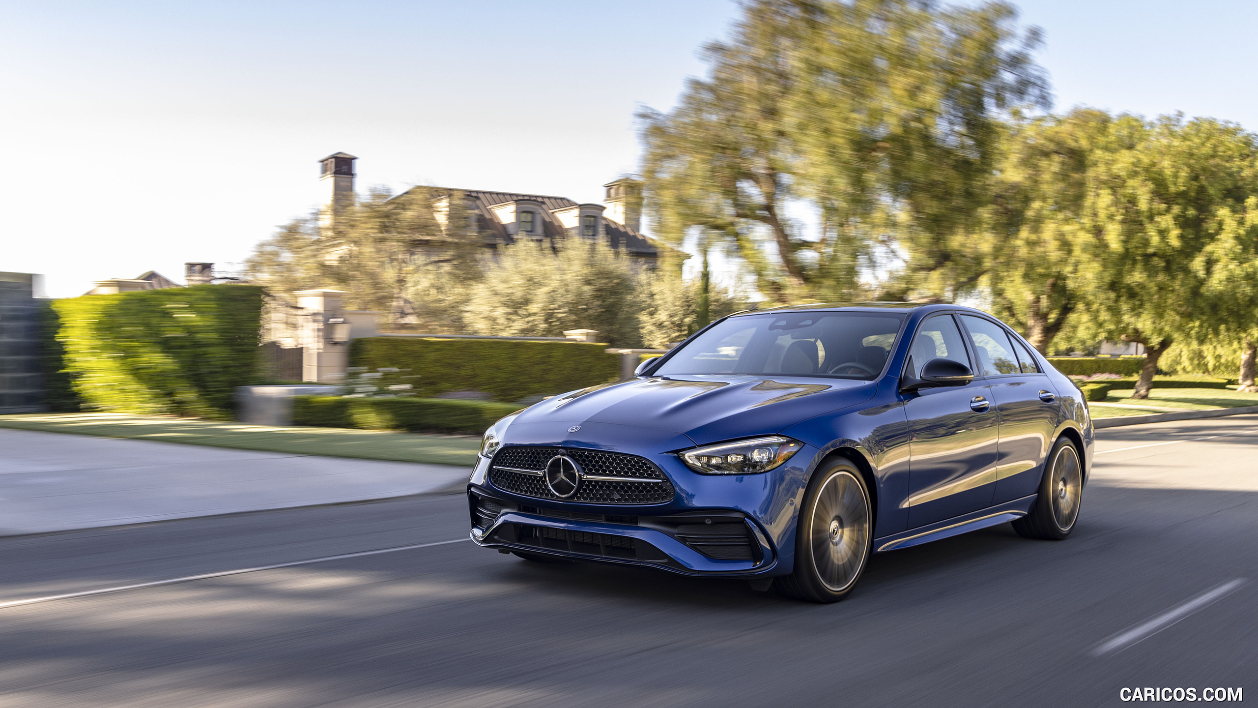 2022 Mercedes-Benz C-Class (US-Spec) - Front Three-Quarter | Caricos