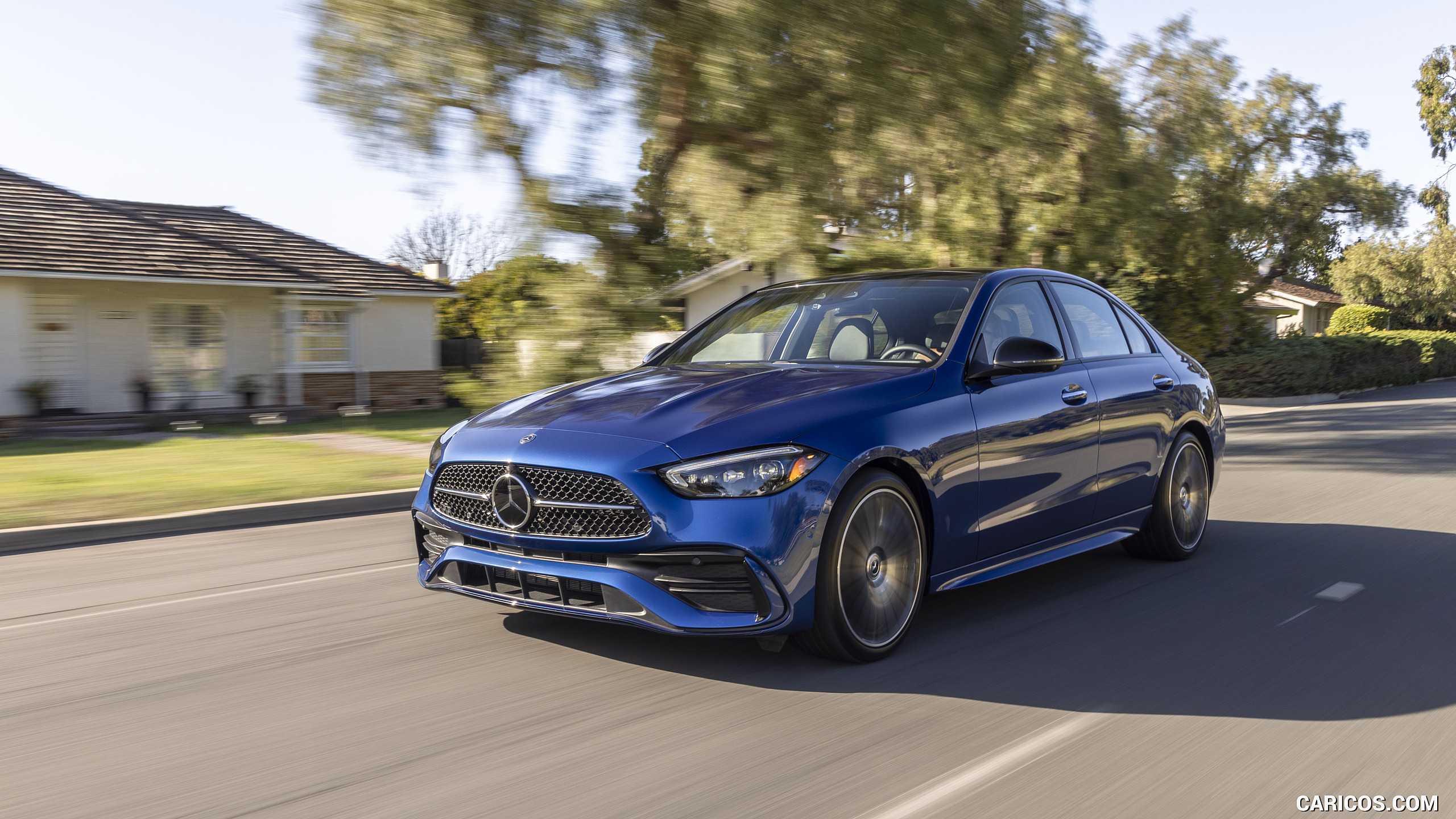 2022 Mercedes-Benz C-Class (US-Spec) - Front Three-Quarter | Caricos