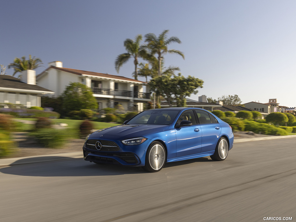 2022 Mercedes-Benz C-Class (US-Spec) - Front Three-Quarter