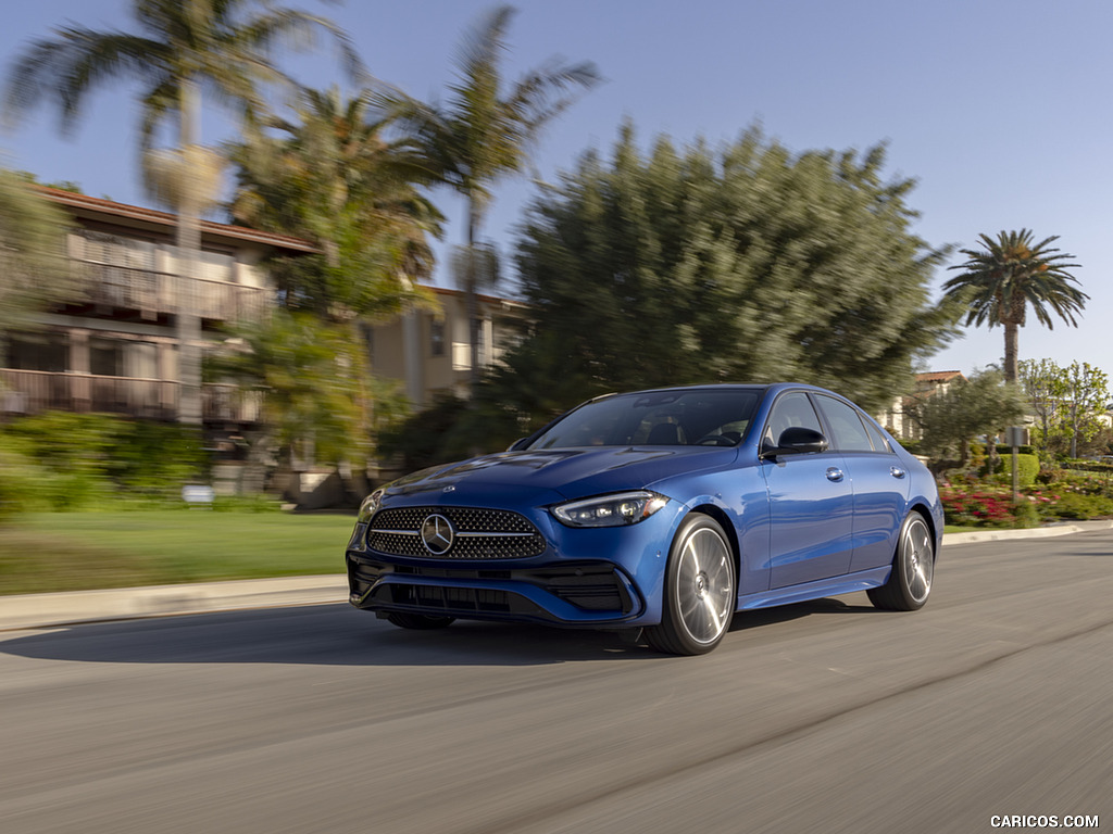 2022 Mercedes-Benz C-Class (US-Spec) - Front Three-Quarter