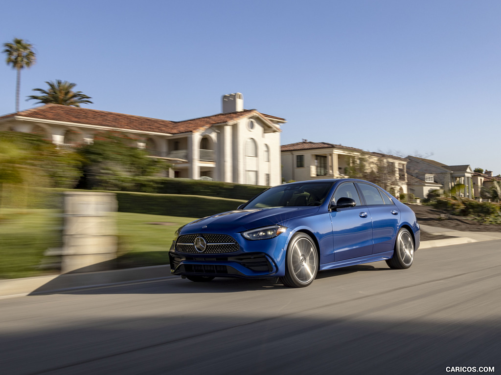 2022 Mercedes-Benz C-Class (US-Spec) - Front Three-Quarter