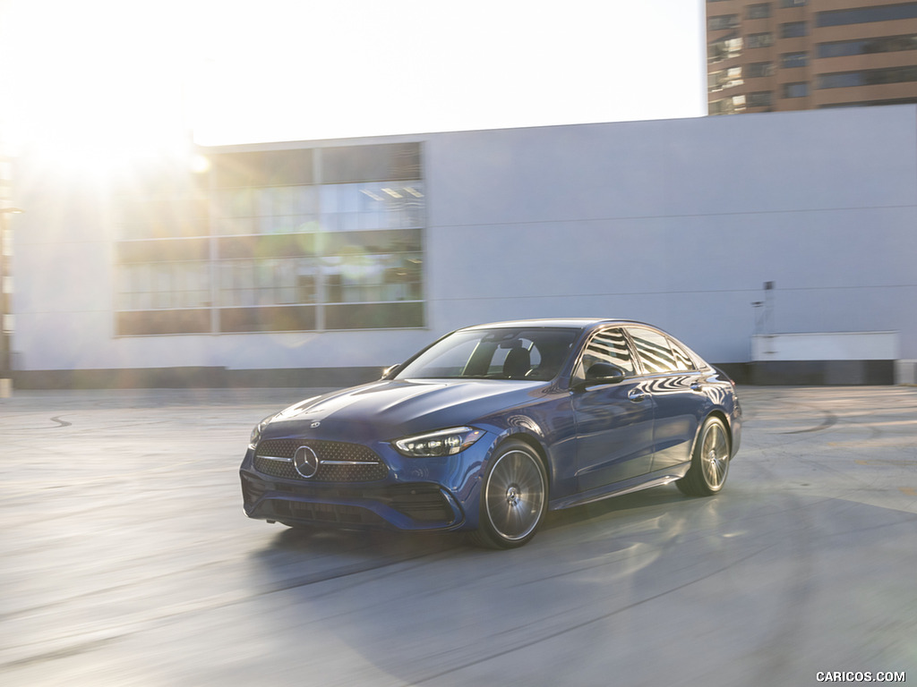 2022 Mercedes-Benz C-Class (US-Spec) - Front Three-Quarter