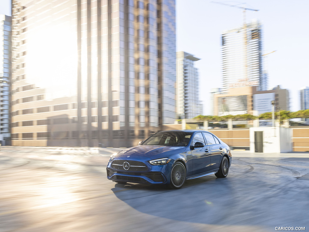 2022 Mercedes-Benz C-Class (US-Spec) - Front Three-Quarter