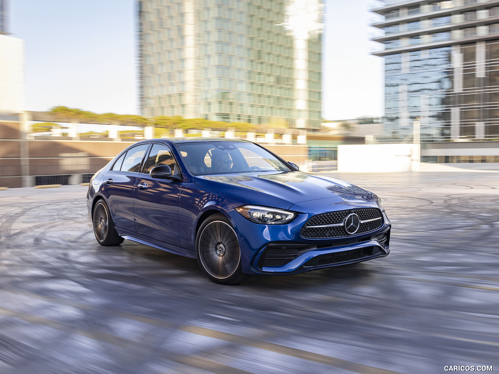 2022 Mercedes-Benz C-Class (US-Spec) - Front Three-Quarter