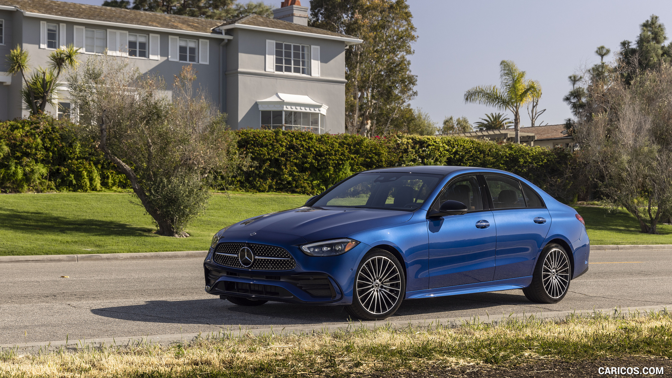 2022 Mercedes-Benz C-Class (US-Spec) - Front Three-Quarter | Caricos