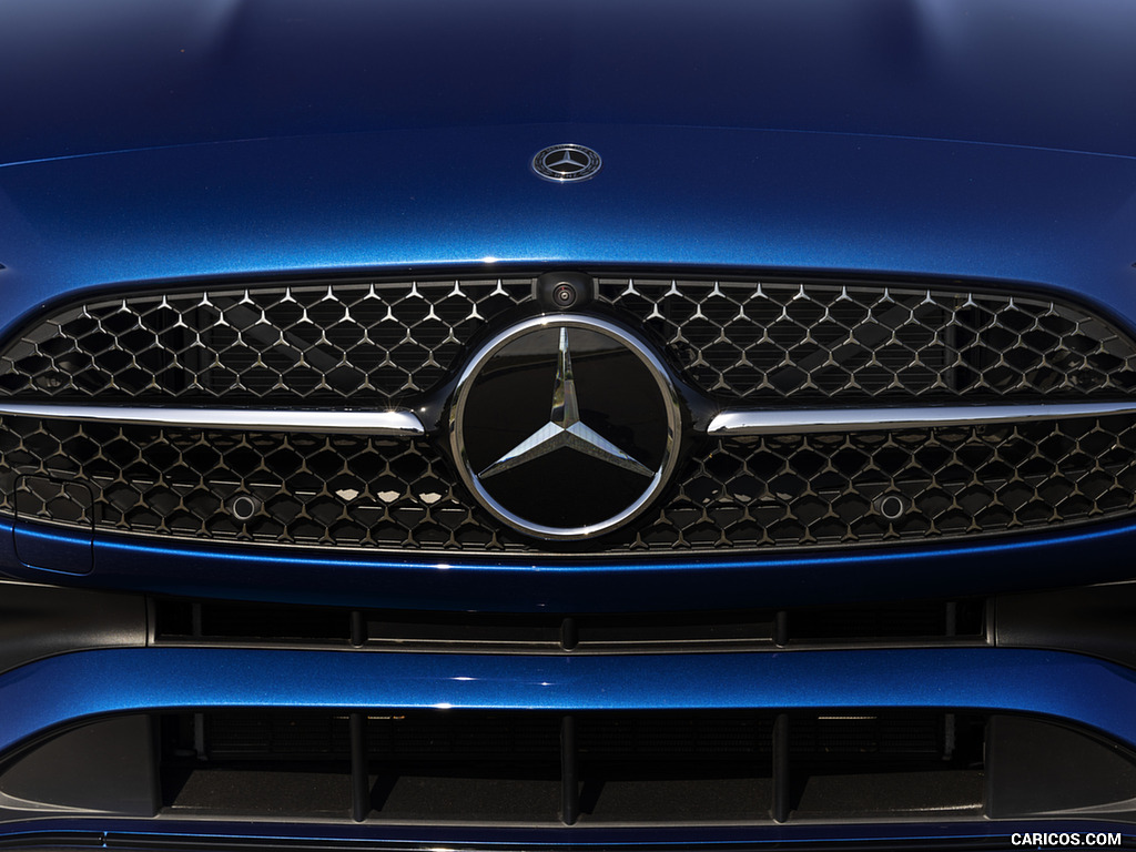 2022 Mercedes-Benz C-Class (US-Spec) - Grille