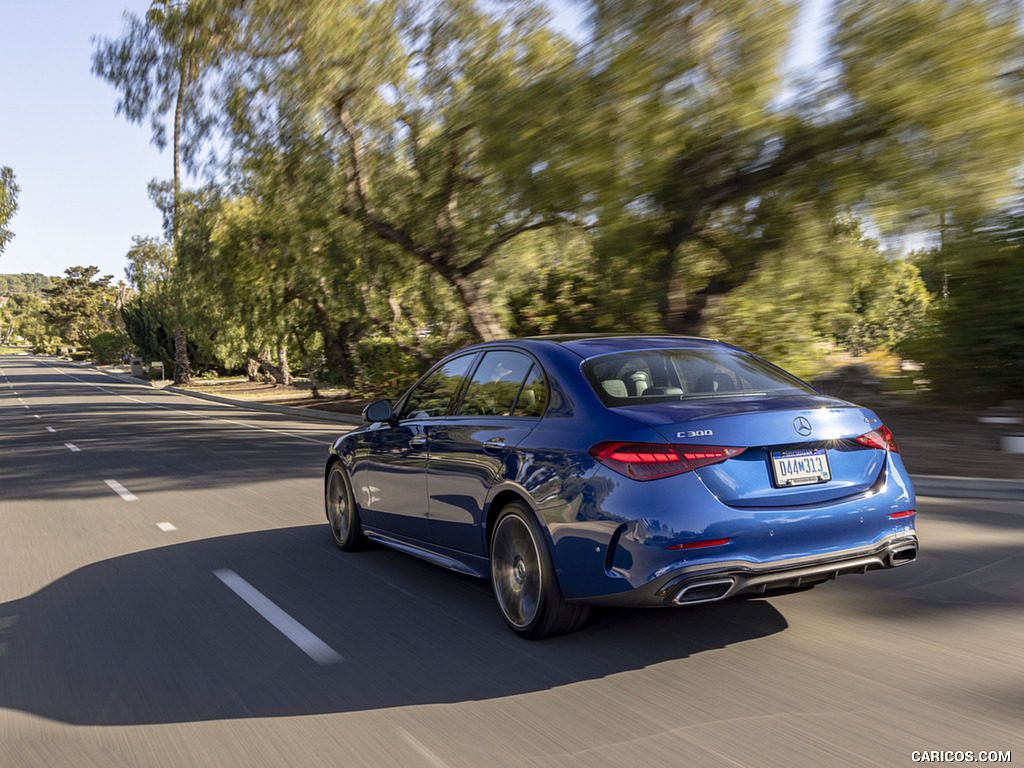 2022 Mercedes-Benz C-Class (US-Spec) - Rear Three-Quarter