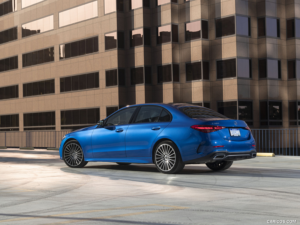 2022 Mercedes-Benz C-Class (US-Spec) - Rear Three-Quarter