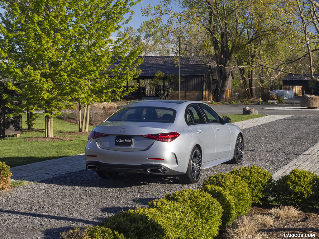 2022 Mercedes-Benz C-Class (US-Spec) - Rear Three-Quarter