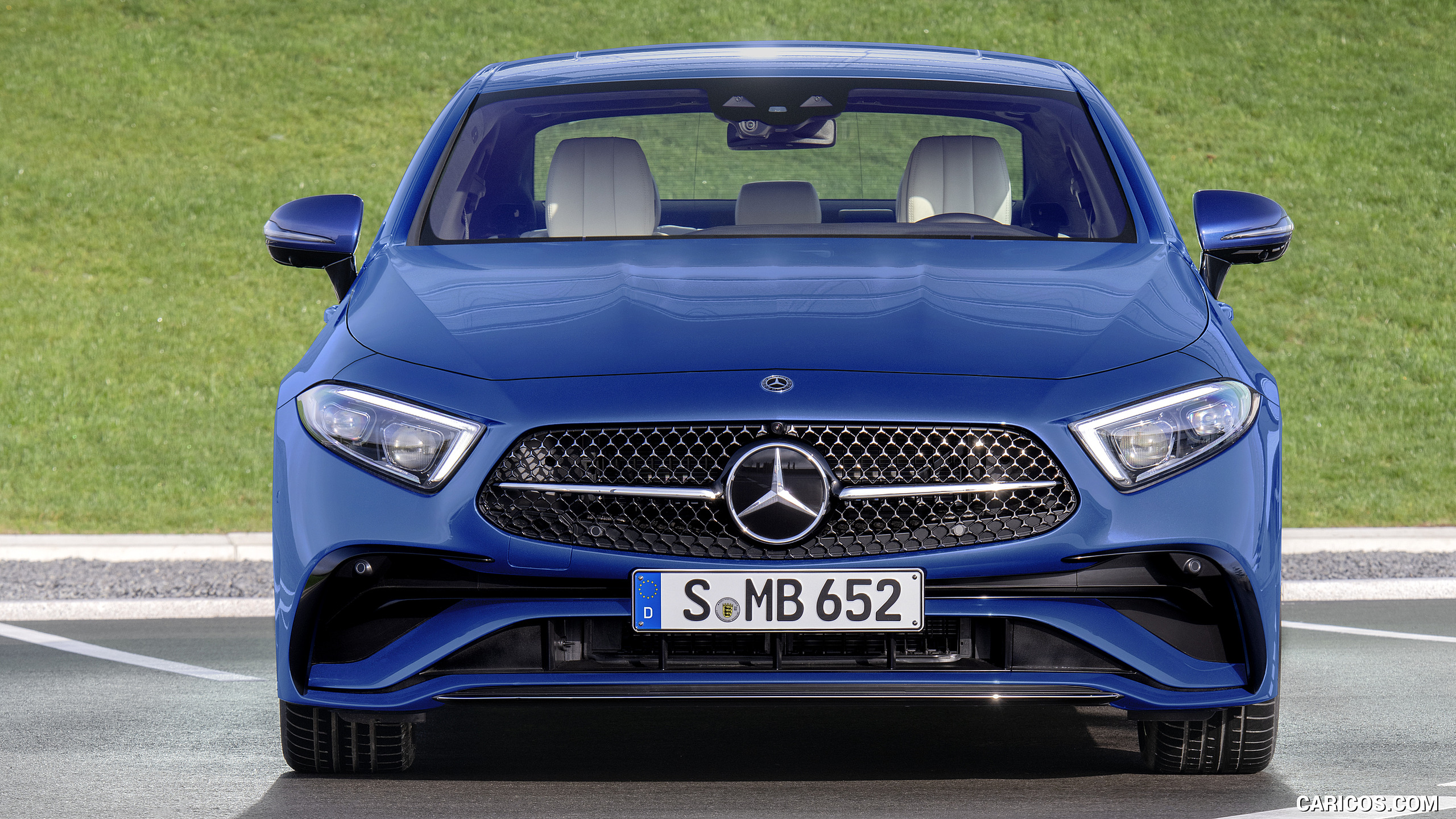 2022 Mercedes-Benz CLS AMG Line (Color: Spectral Blue Metallic) - Front, #29 of 36