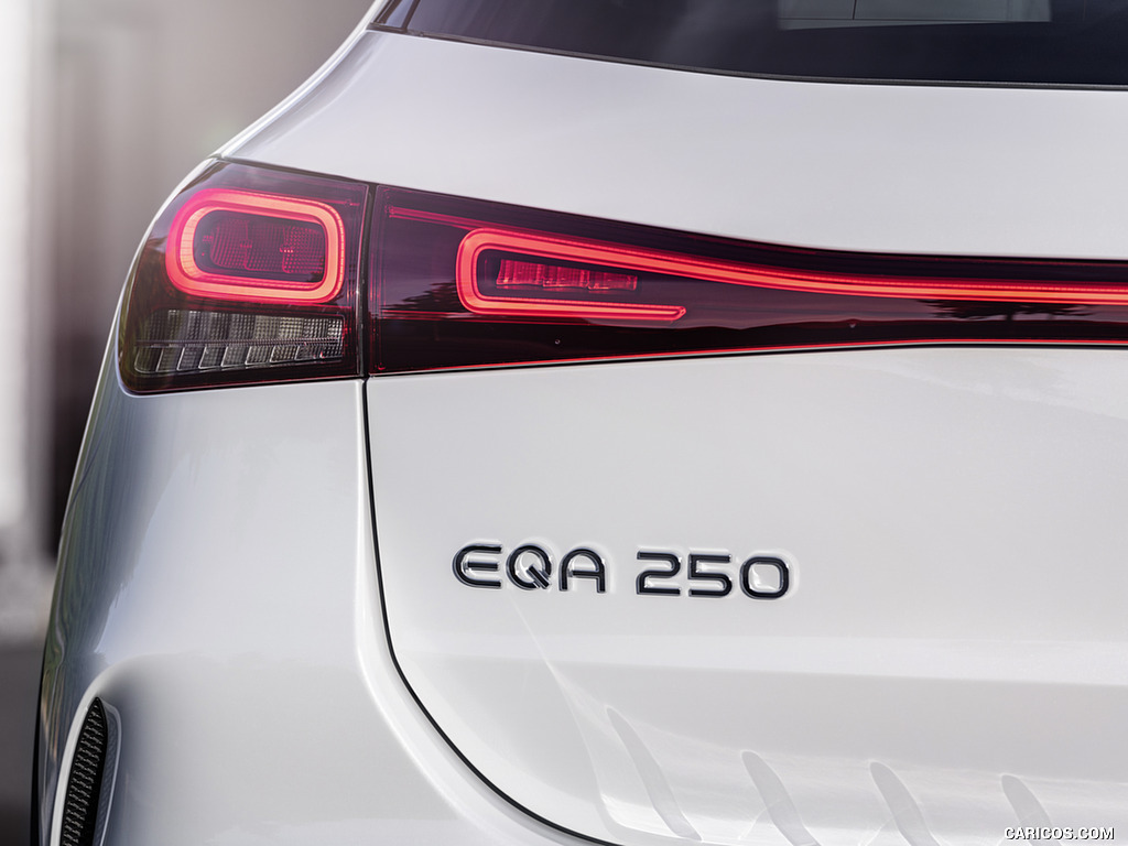 2022 Mercedes-Benz EQA EQA 250 Edition 1 (Color: Digital White) - Tail Light