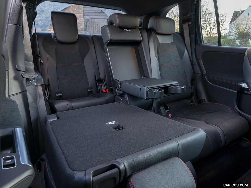 2022 Mercedes-Benz EQB 300 (UK-Spec) - Interior, Rear Seats