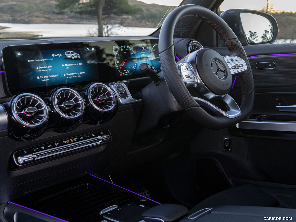 2022 Mercedes-Benz EQB 300 (UK-Spec) - Interior