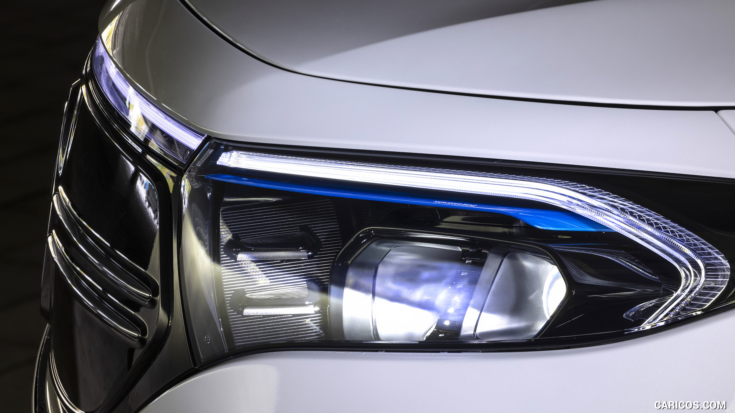 2022 Mercedes-Benz EQB 300 4MATIC (Color: Digital White) - Headlight, #54 of 178