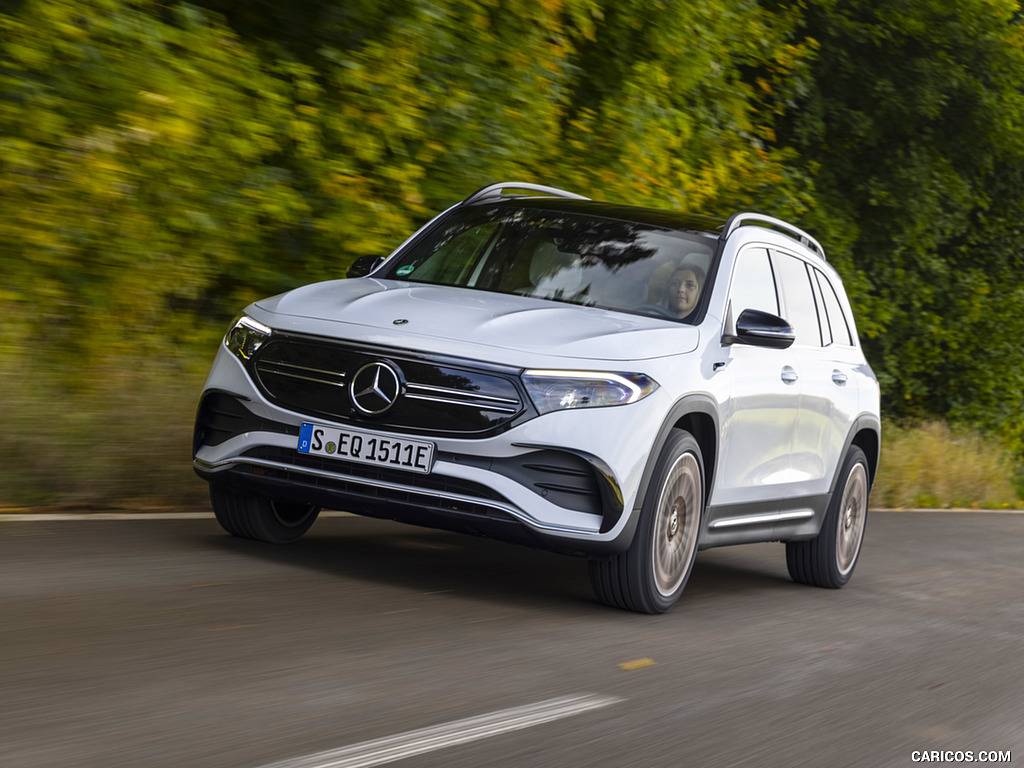 2022 Mercedes-Benz EQB 300 4MATIC (Color: Digital White) - Front