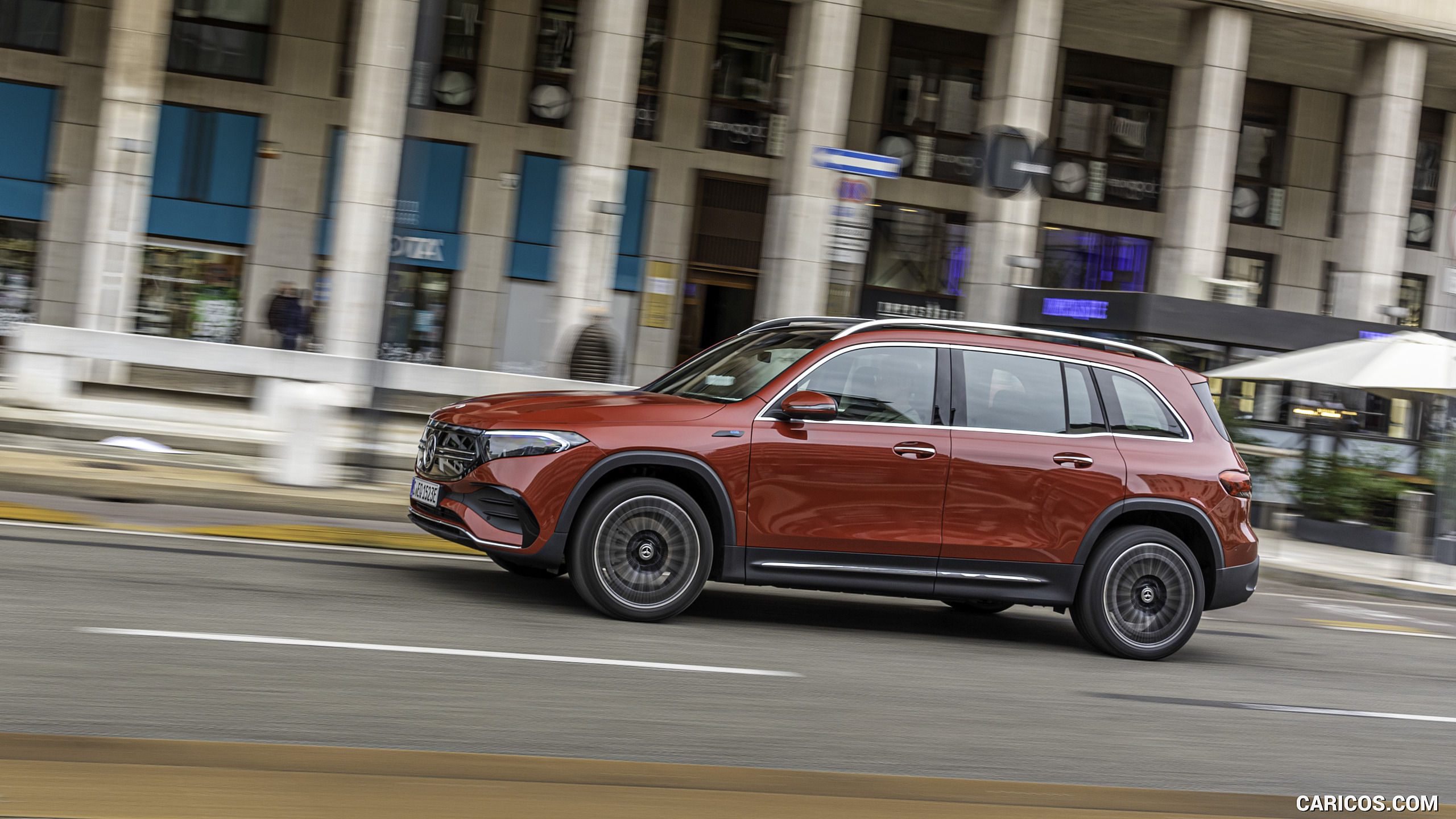 2022 Mercedes-Benz EQB 350 4MATIC (Color: Patagonia Red) - Side | Caricos