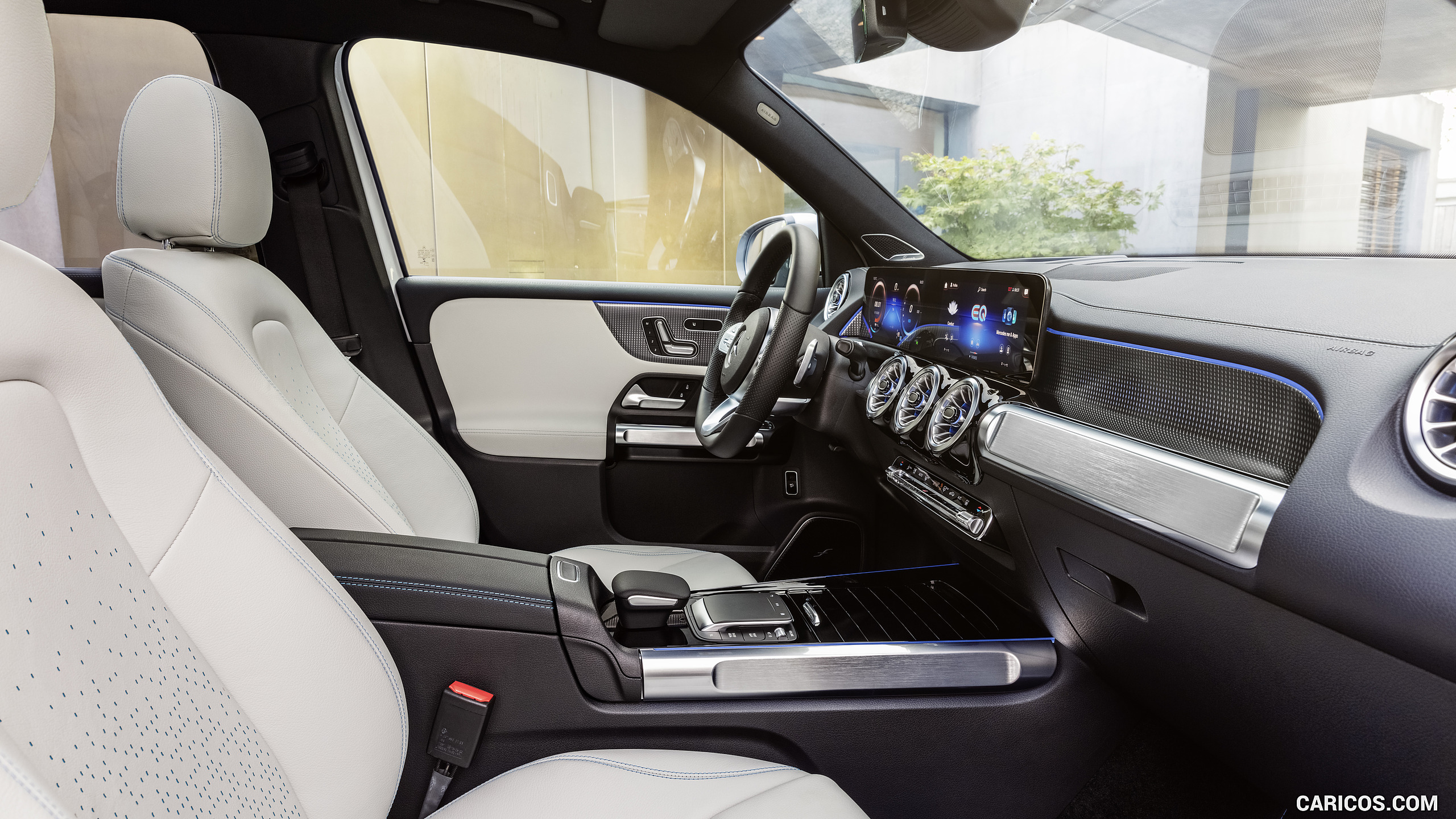 2022 Mercedes-Benz EQB Edition 1 - Interior, Front Seats, #18 of 178