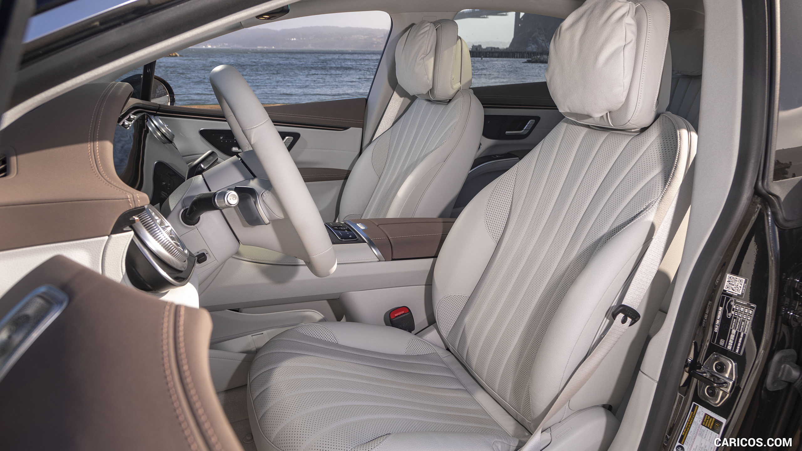 2022 Mercedes-Benz EQS 450+ 4MATIC (US-Spec) - Interior, Front Seats, #125 of 172