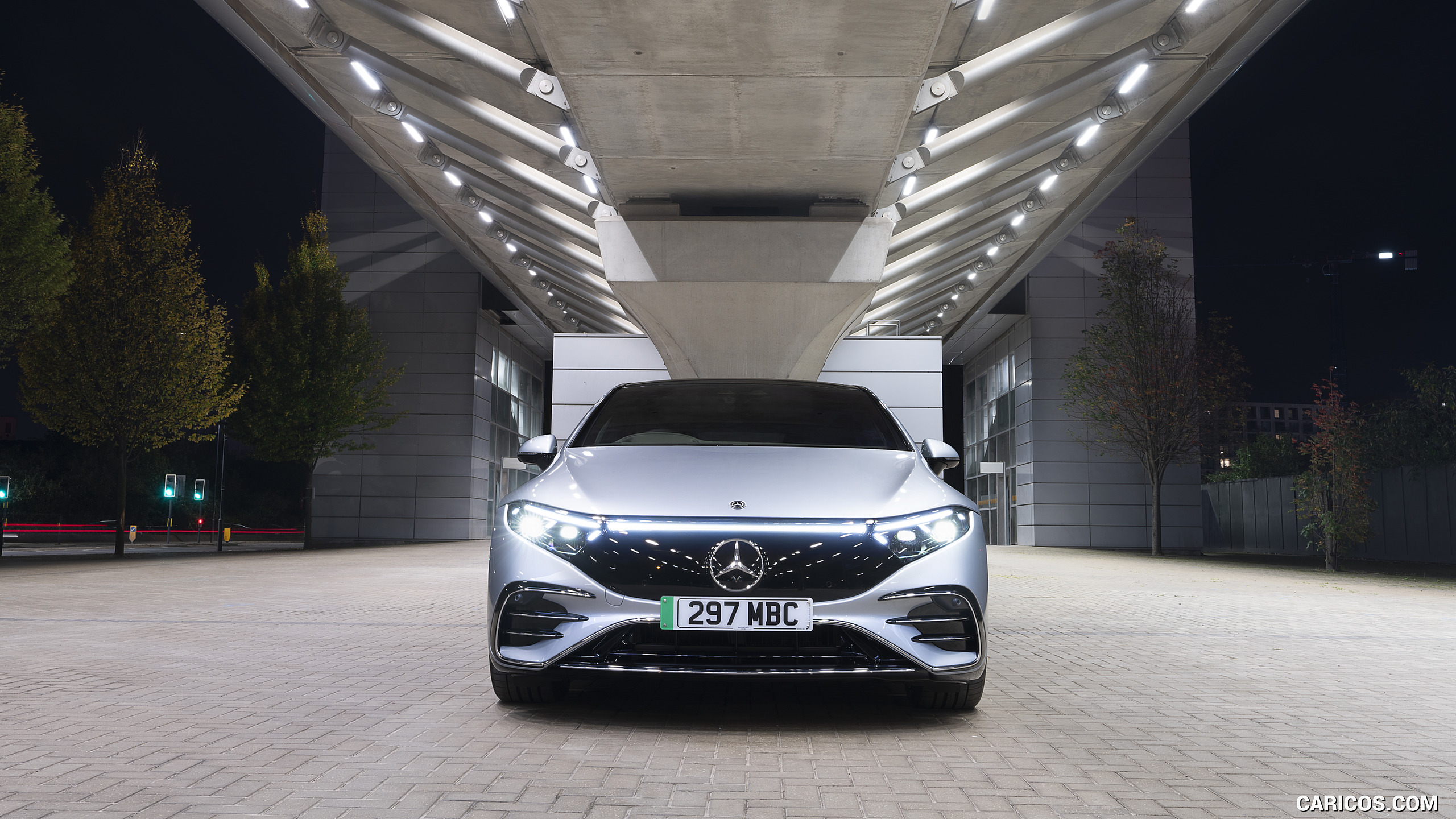 2022 Mercedes-Benz EQS 450+ AMG Line (UK-Spec) - Front, #31 of 40