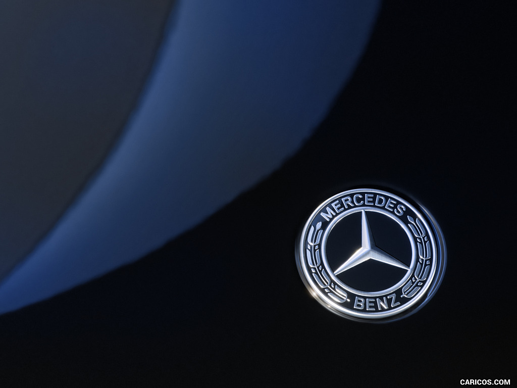 2022 Mercedes-Benz EQS 580 4MATIC AMG-Line Edition 1 (Color: High-Tech Silver / Obsidian Black) - Badge